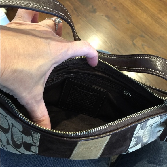 Authentic Coach Small Handbag - Picture 4 of 5